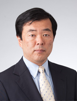 YOSHIZAKI Tatsuhiko, Economist