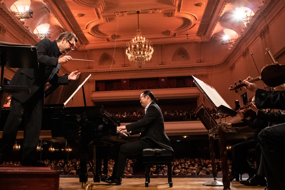 Japanese Pianists at the International Chopin Piano Competition — From